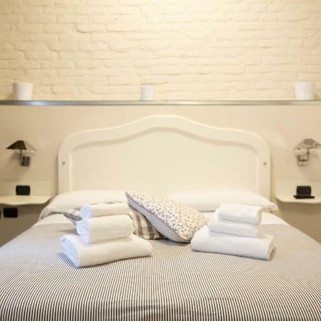 Two Sisters Suites نابولي المظهر الخارجي الصورة
