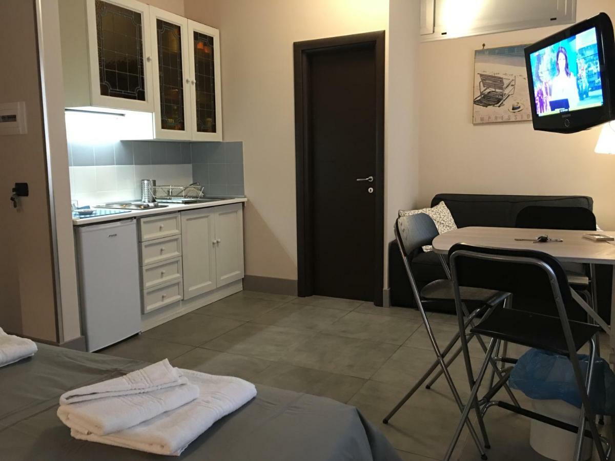 Two Sisters Suites نابولي المظهر الخارجي الصورة